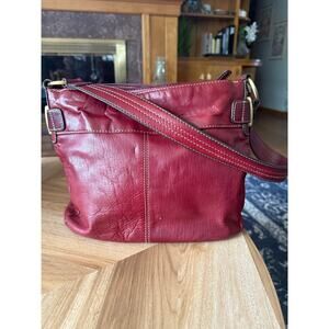 Vintage Wilsons Leather Ruby Red Multi-Compartment Zip and Snap Shoulder Bag